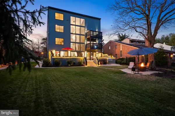 Cherry Hill, NJ 08003,110 RUE DU BOISE