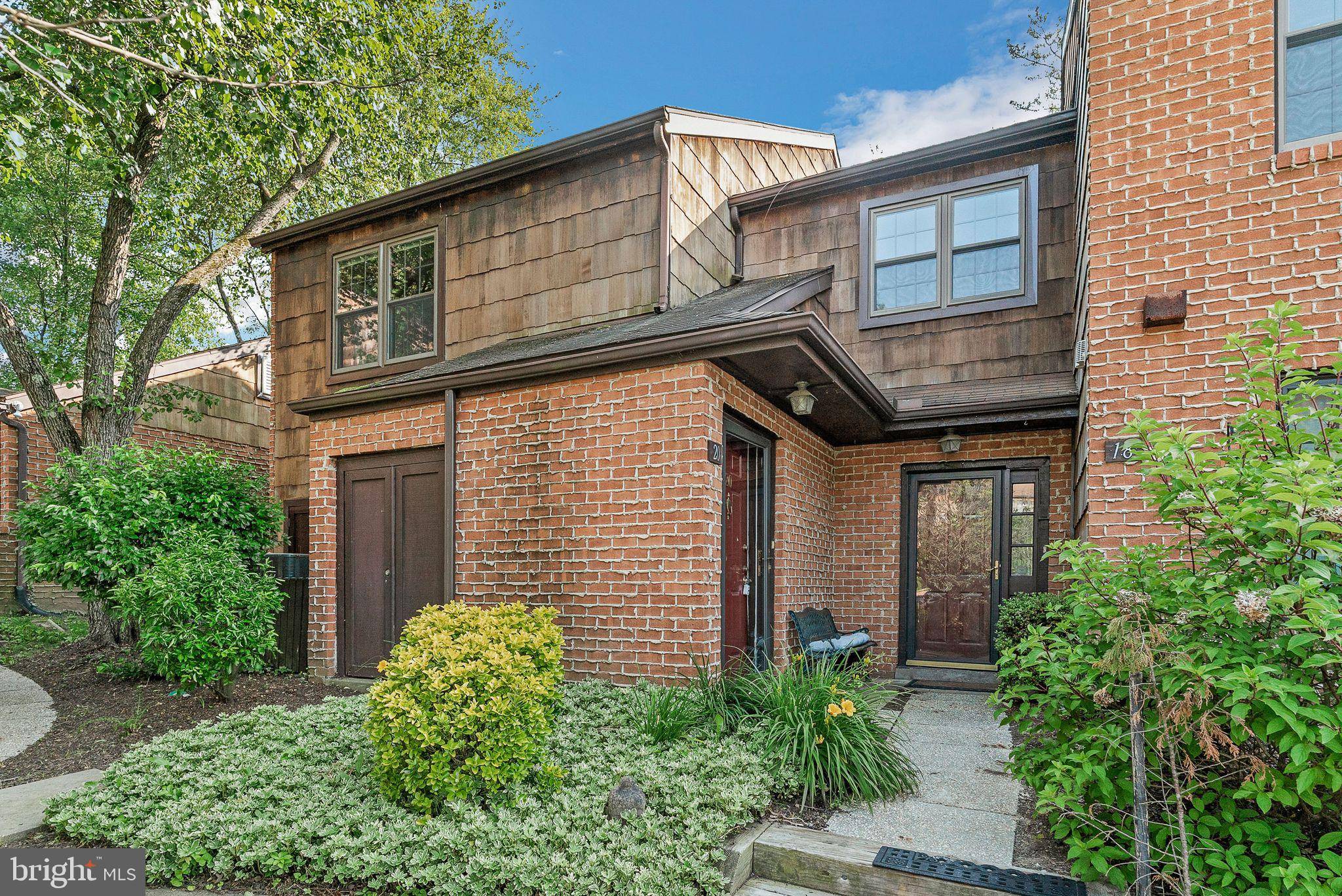 Wayne, PA 19087,20 HOPKINSON CT