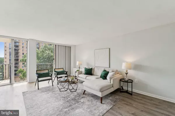 Arlington, VA 22204,4600 S FOUR MILE RUN DR #526