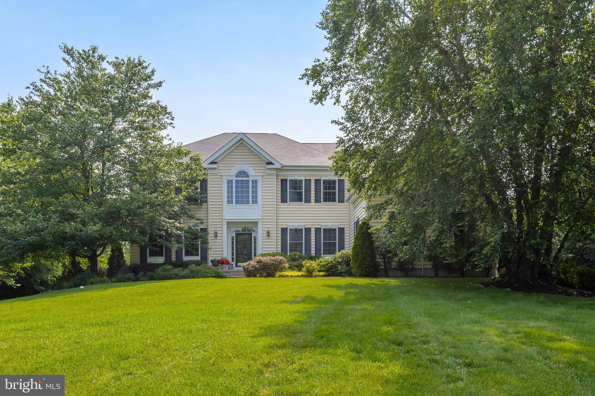 17 WILLOWBROOK LN, Swedesboro, NJ 08085
