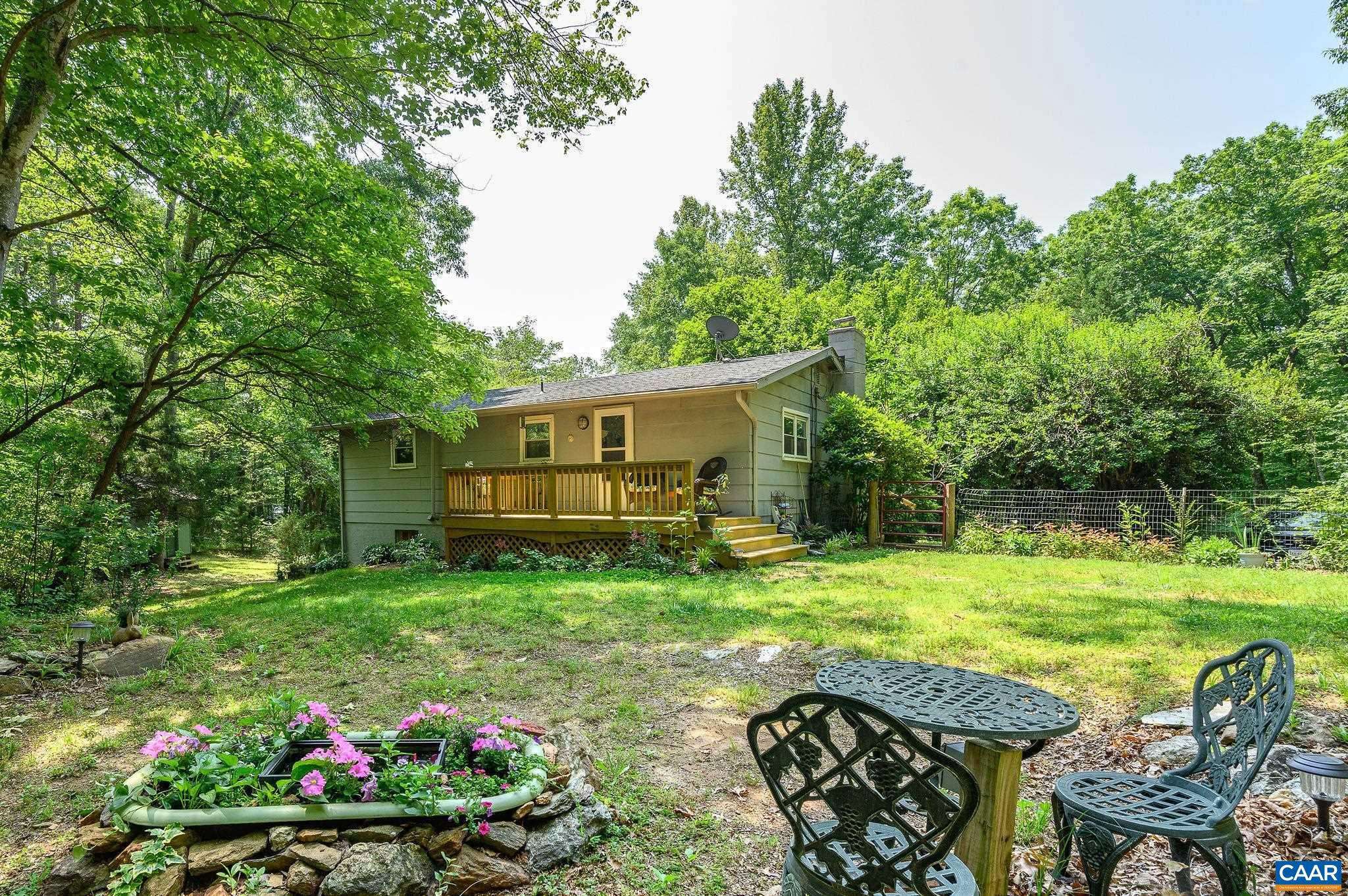 1092 SLATE HILL DR, Scottsville, VA 24590