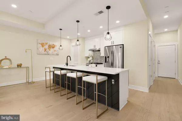 Washington, DC 20011,822 KENNEDY ST NW #8