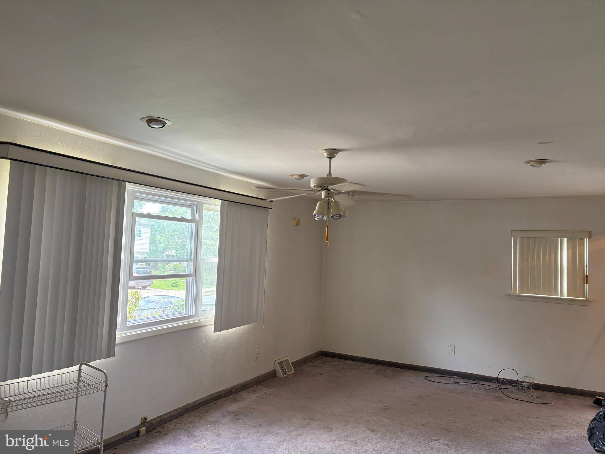Philadelphia, PA 19115,624 ARTWOOD DR