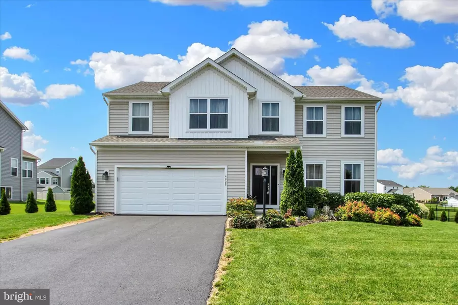 4008 COUNTRY DR, Dover, PA 17315