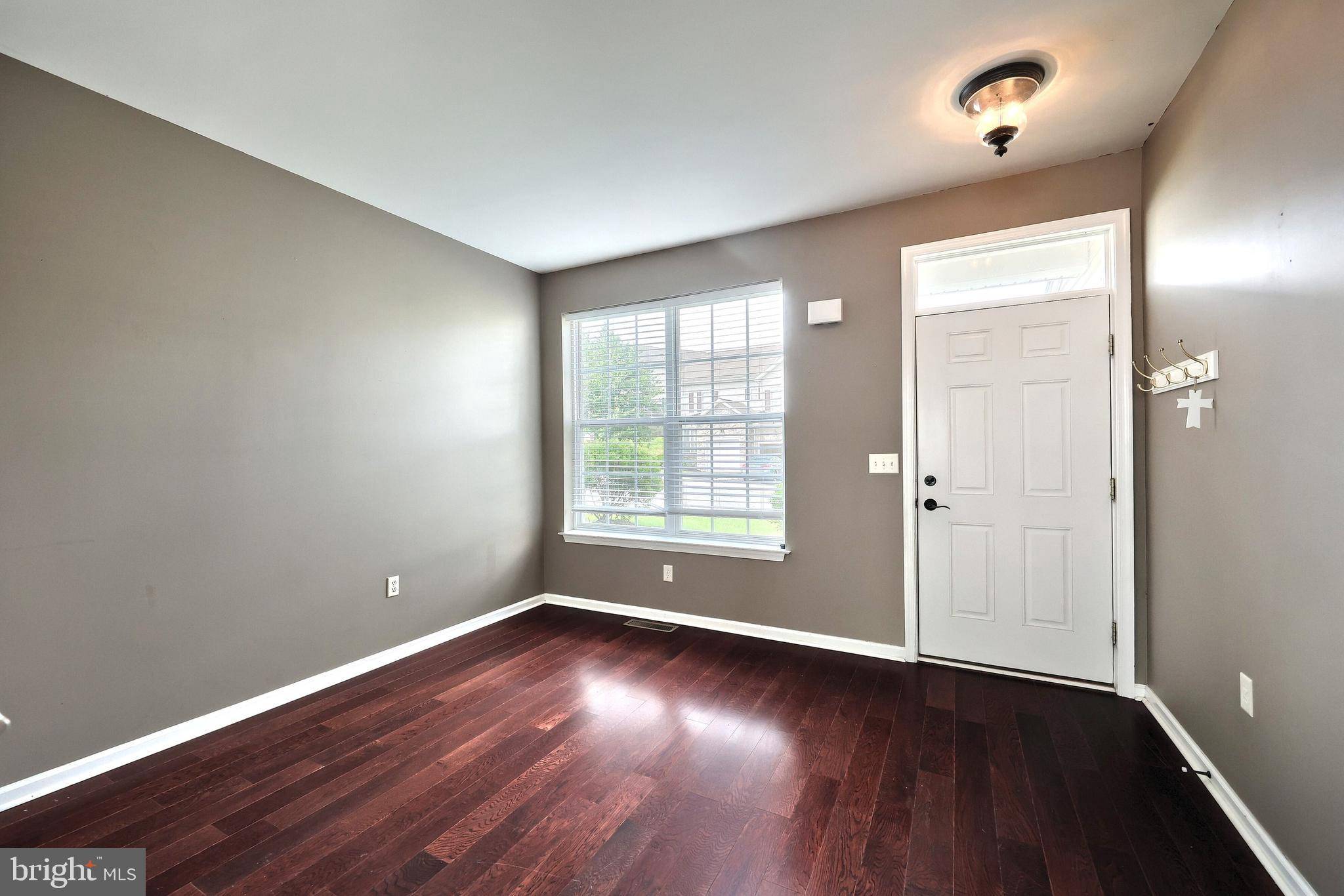 York, PA 17406,404 MARION RD