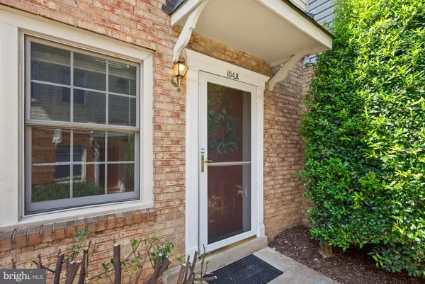 Arlington, VA 22201,104 N BEDFORD ST #A
