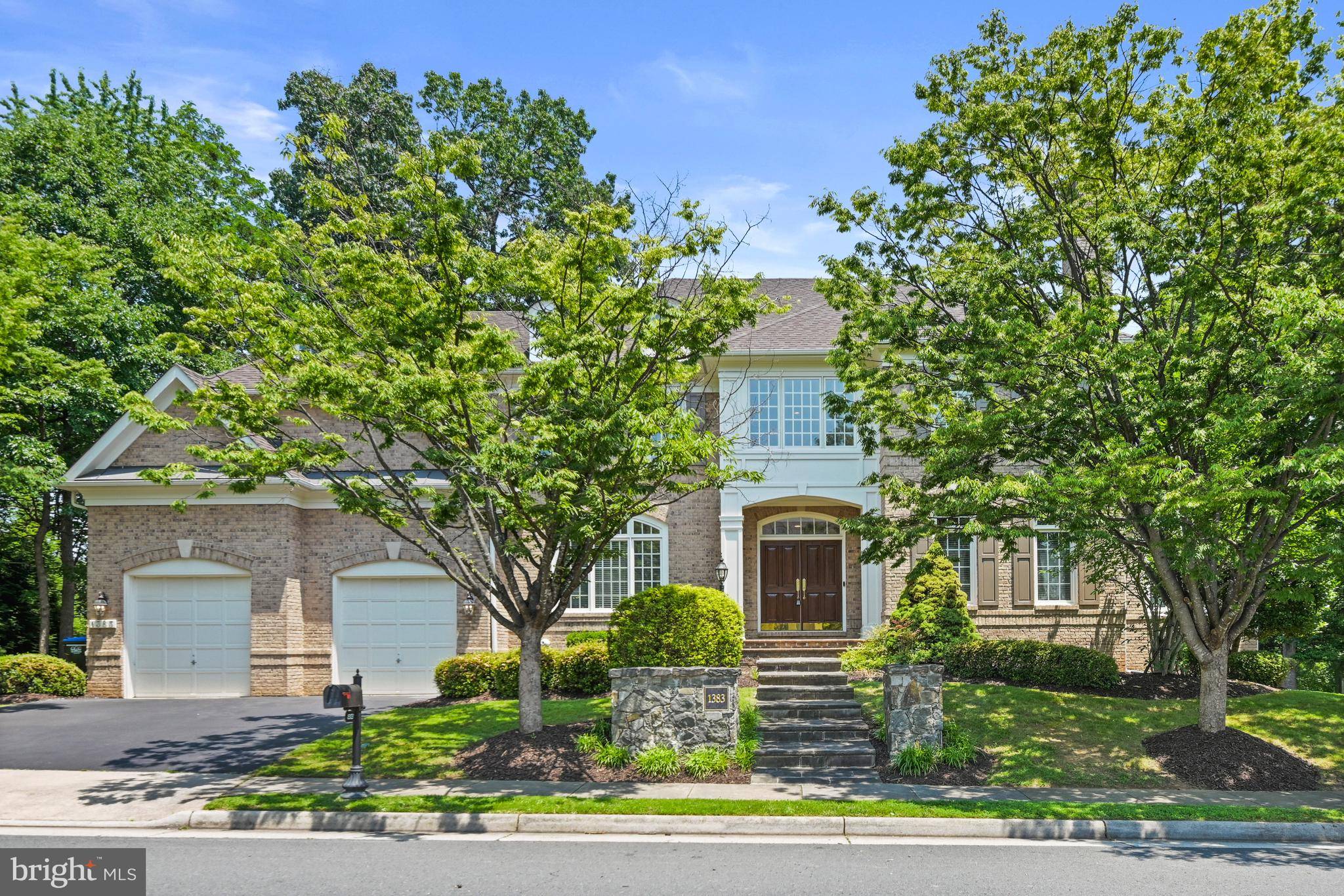 1383 CAMERON HEATH DR,  Reston,  VA 20194
