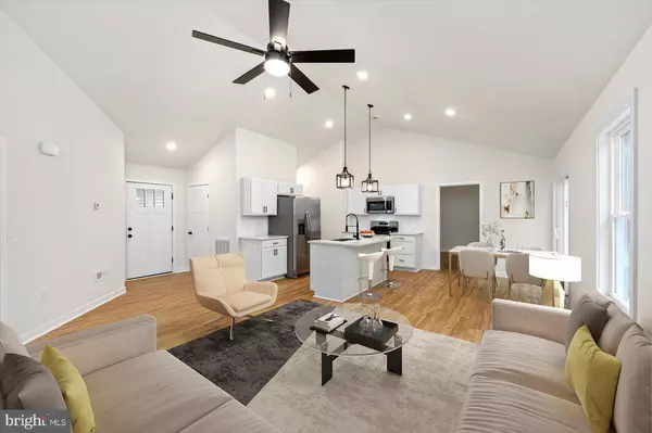 Colonial Beach, VA 22443,74 ROSE WAY