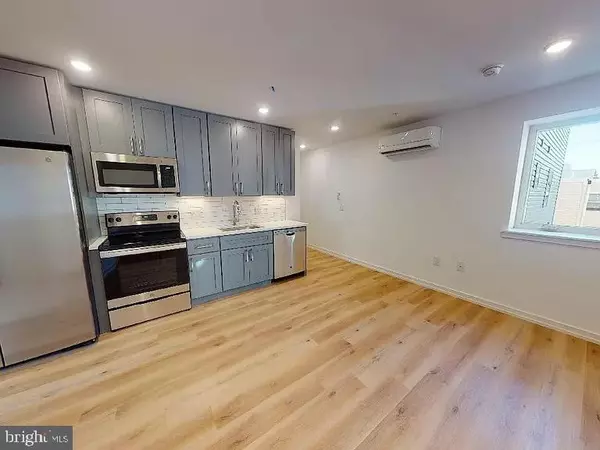 Philadelphia, PA 19121,1344-46 N MARSTON ST #201