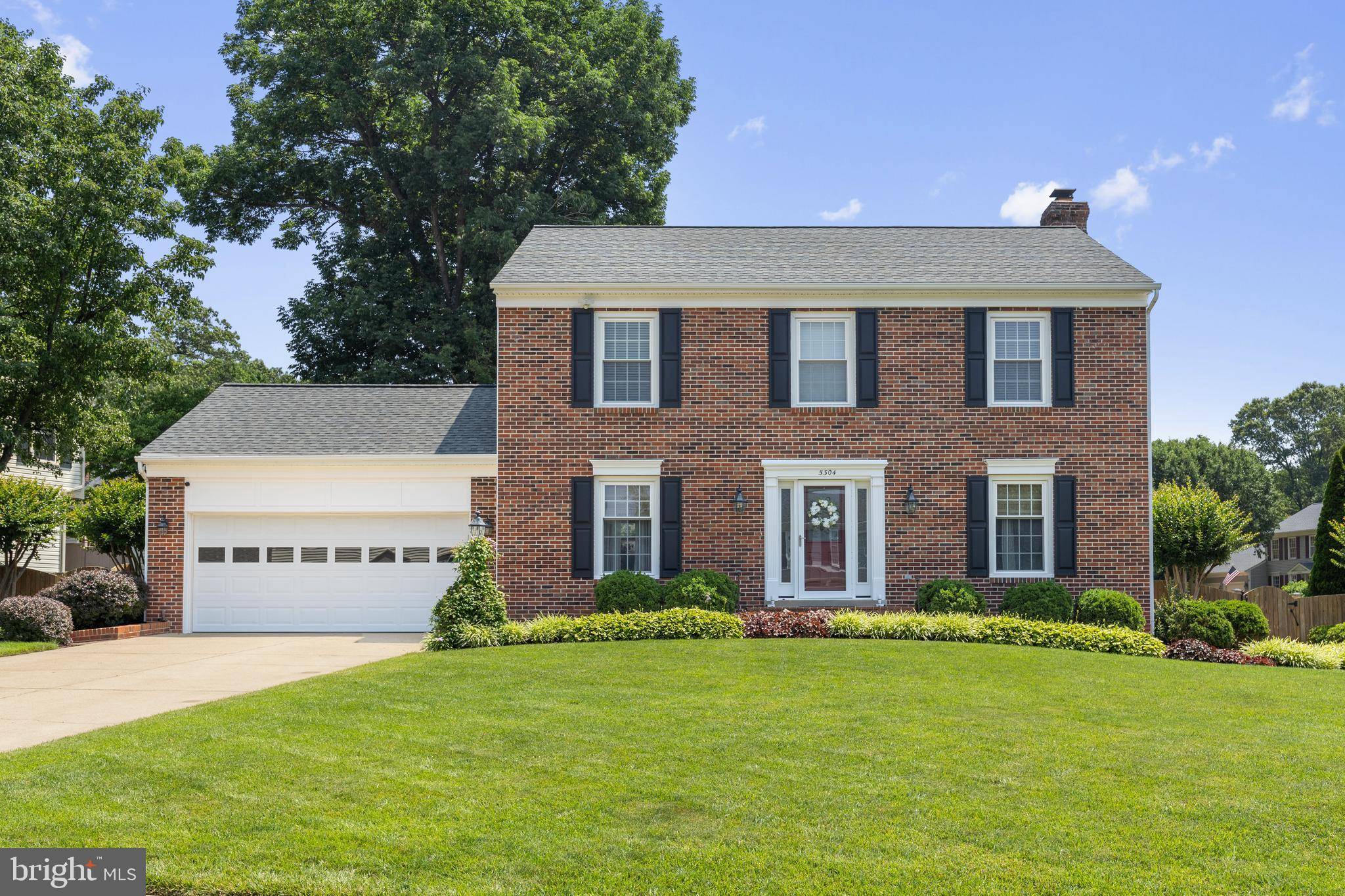Centreville, VA 20120,5304 BRADDOCK RIDGE DR