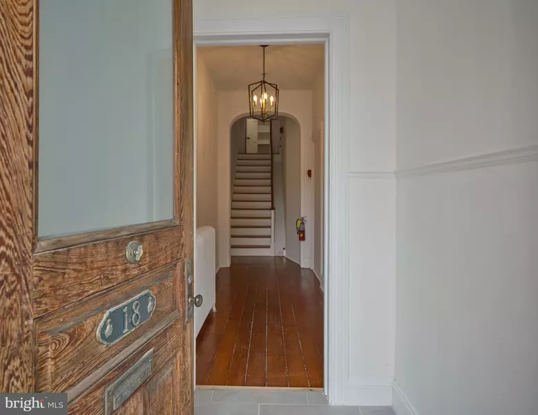 18 W BRIDGE ST, New Hope, PA 18938