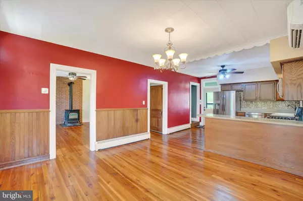 York, PA 17403,206 LOUCKS ST