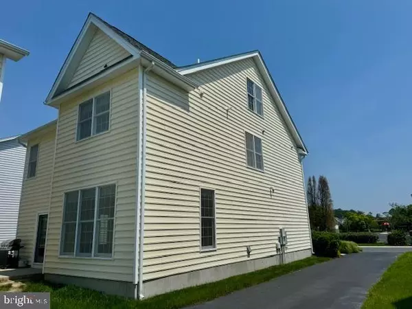 Berlin, MD 21811,12410 COASTAL MARSH DR