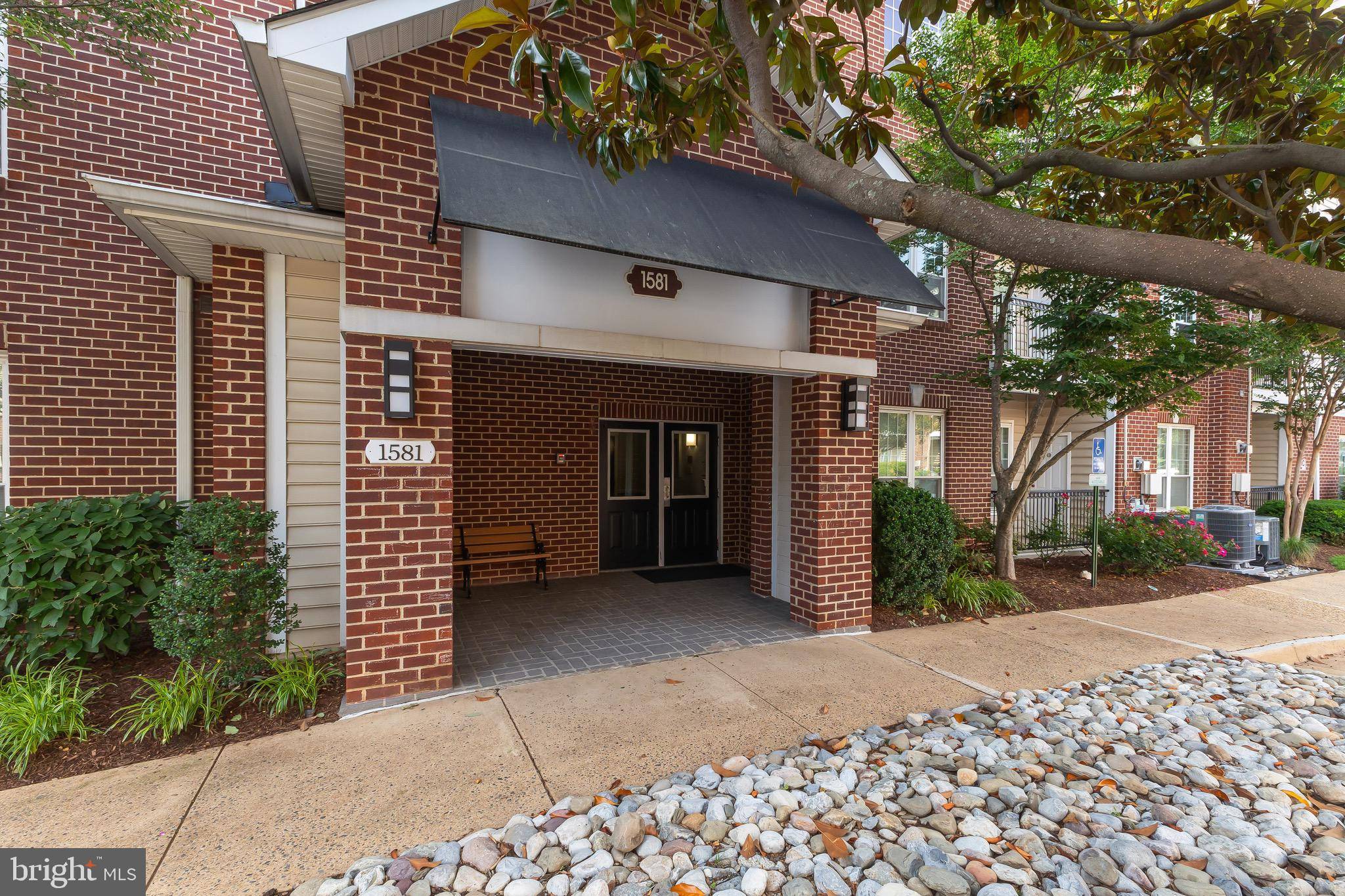 Mclean, VA 22102,1581 SPRING GATE DR #5309