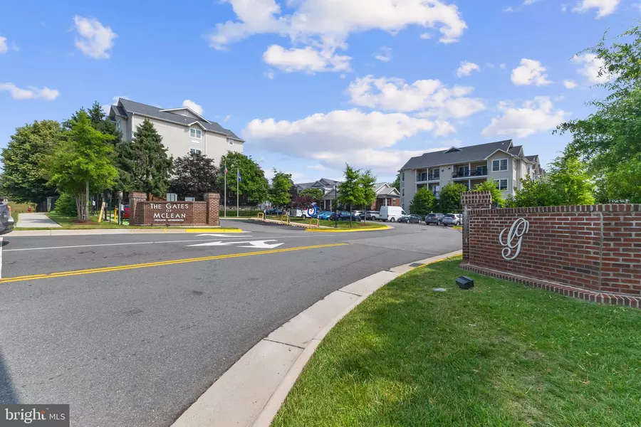 1581 SPRING GATE DR #5309, Mclean, VA 22102