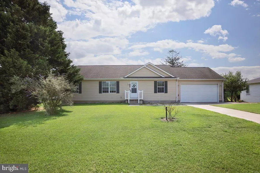8437 N OLD STATE RD, Lincoln, DE 19960