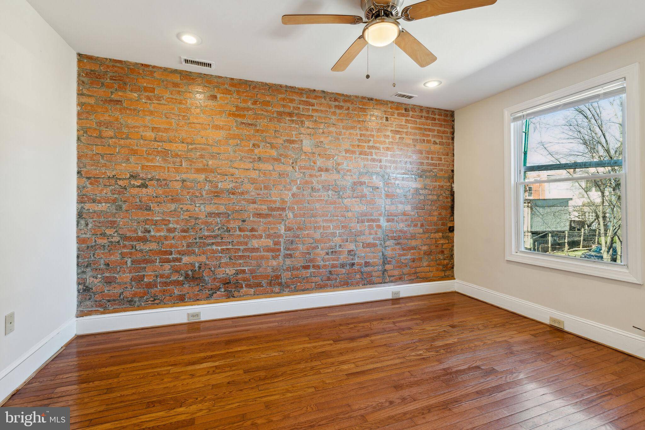 Washington, DC 20001,627 COLUMBIA RD NW
