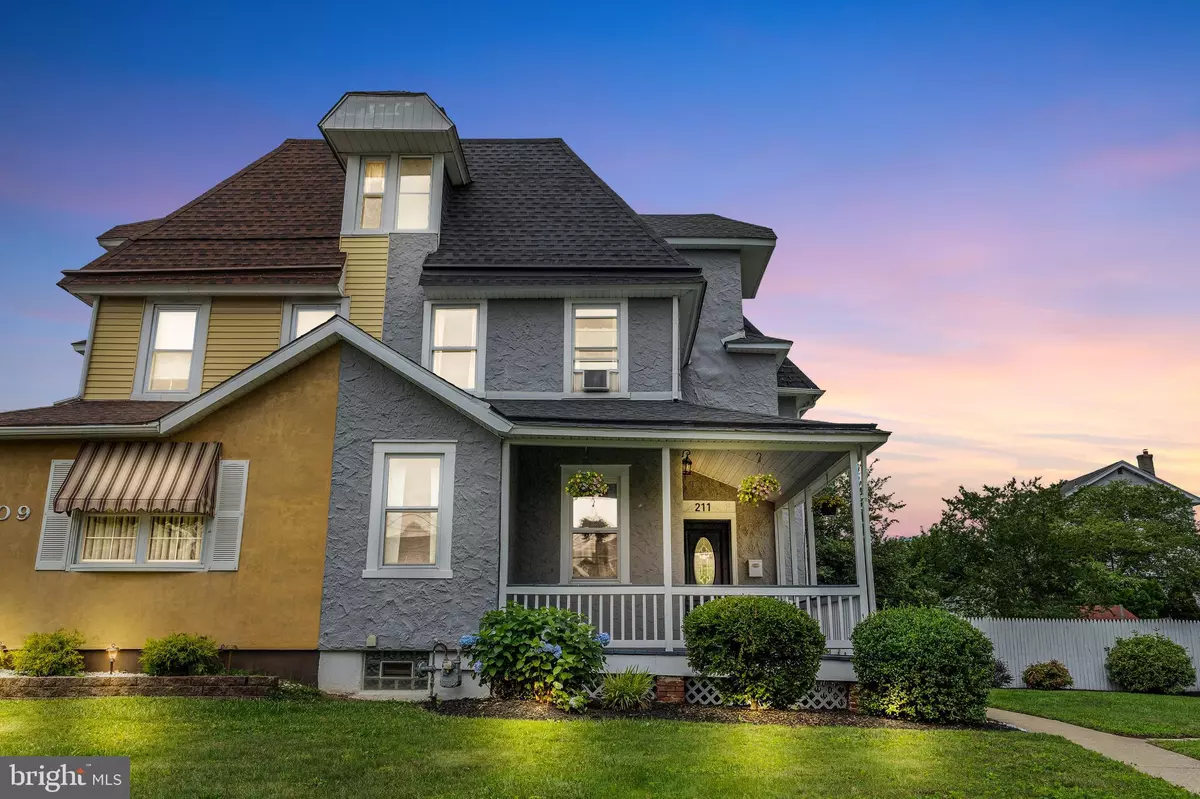 Ridley Park, PA 19078,211 PENN ST