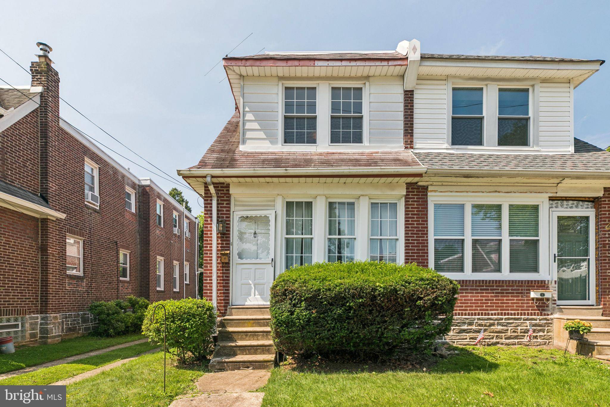 Philadelphia, PA 19111,210 HARTEL AVE