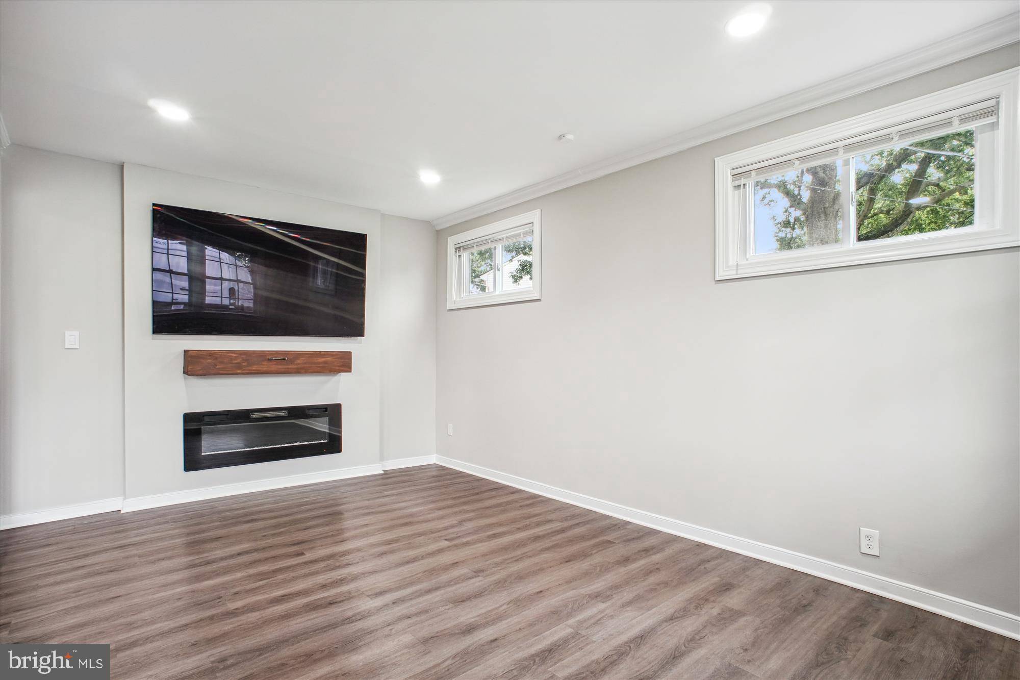 Alexandria, VA 22310,4612 COTTONWOOD PL