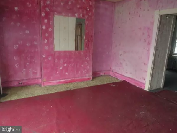 Philadelphia, PA 19121,2930 W OXFORD ST