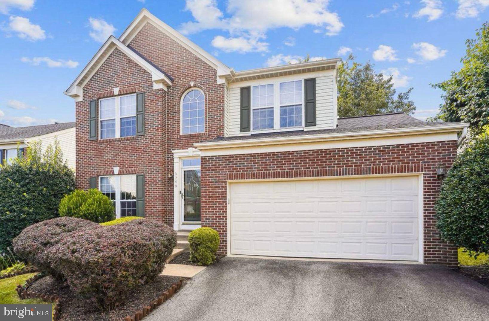 9749 PLASKETT FOREST LN, Lorton, VA 22079