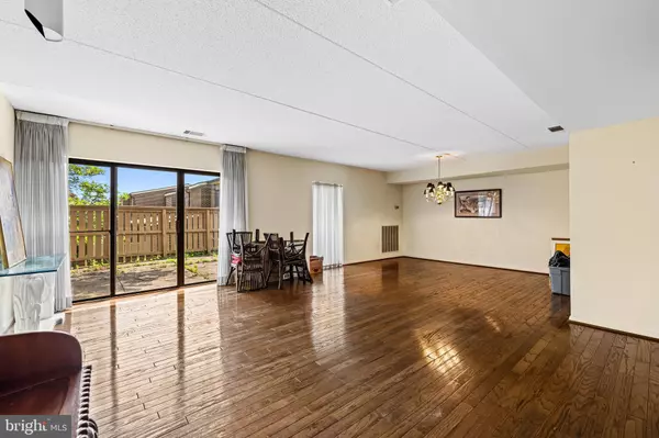 Baltimore, MD 21208,1 PACERS LN #A