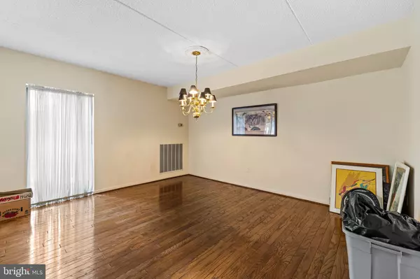 Baltimore, MD 21208,1 PACERS LN #A