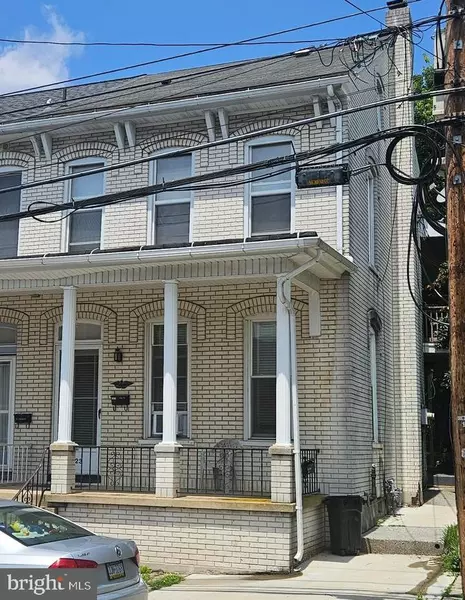 123 E WATER ST, Middletown, PA 17057