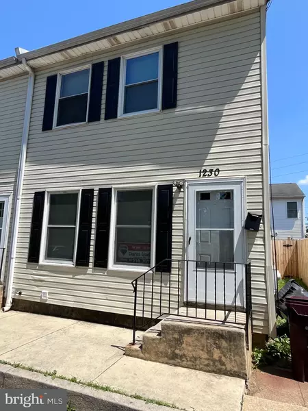 1230 FORREST ST, Wilmington, DE 19802