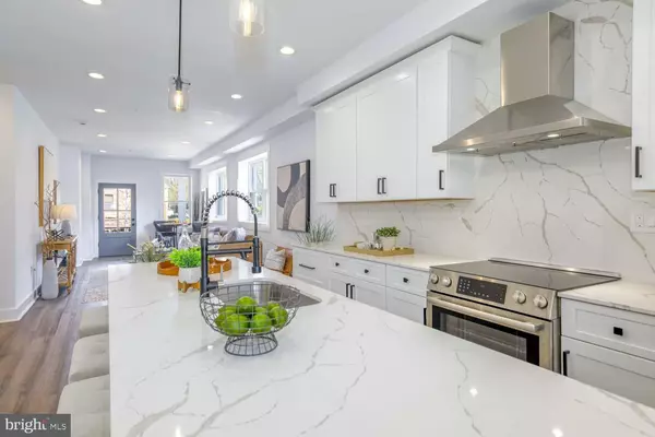 Washington, DC 20011,424 TAYLOR ST NW #A
