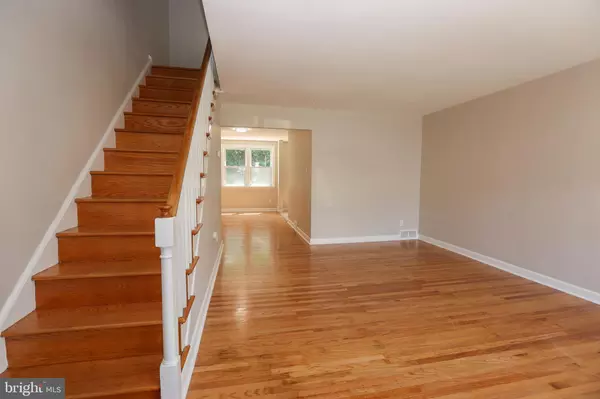 Upper Darby, PA 19082,607 BRIARCLIFF RD