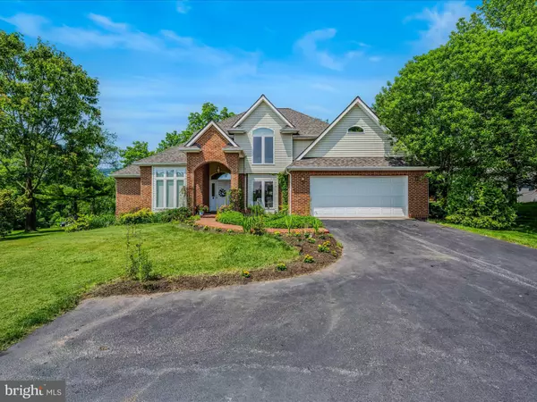 564 PEACE PIPE LN, Hedgesville, WV 25427