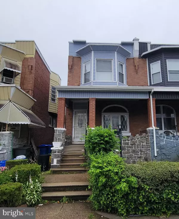 5642 CEDAR AVE, Philadelphia, PA 19143
