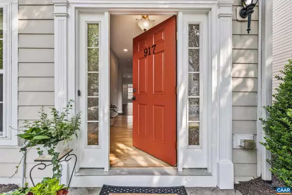 Charlottesville, VA 22903,917 BING LN
