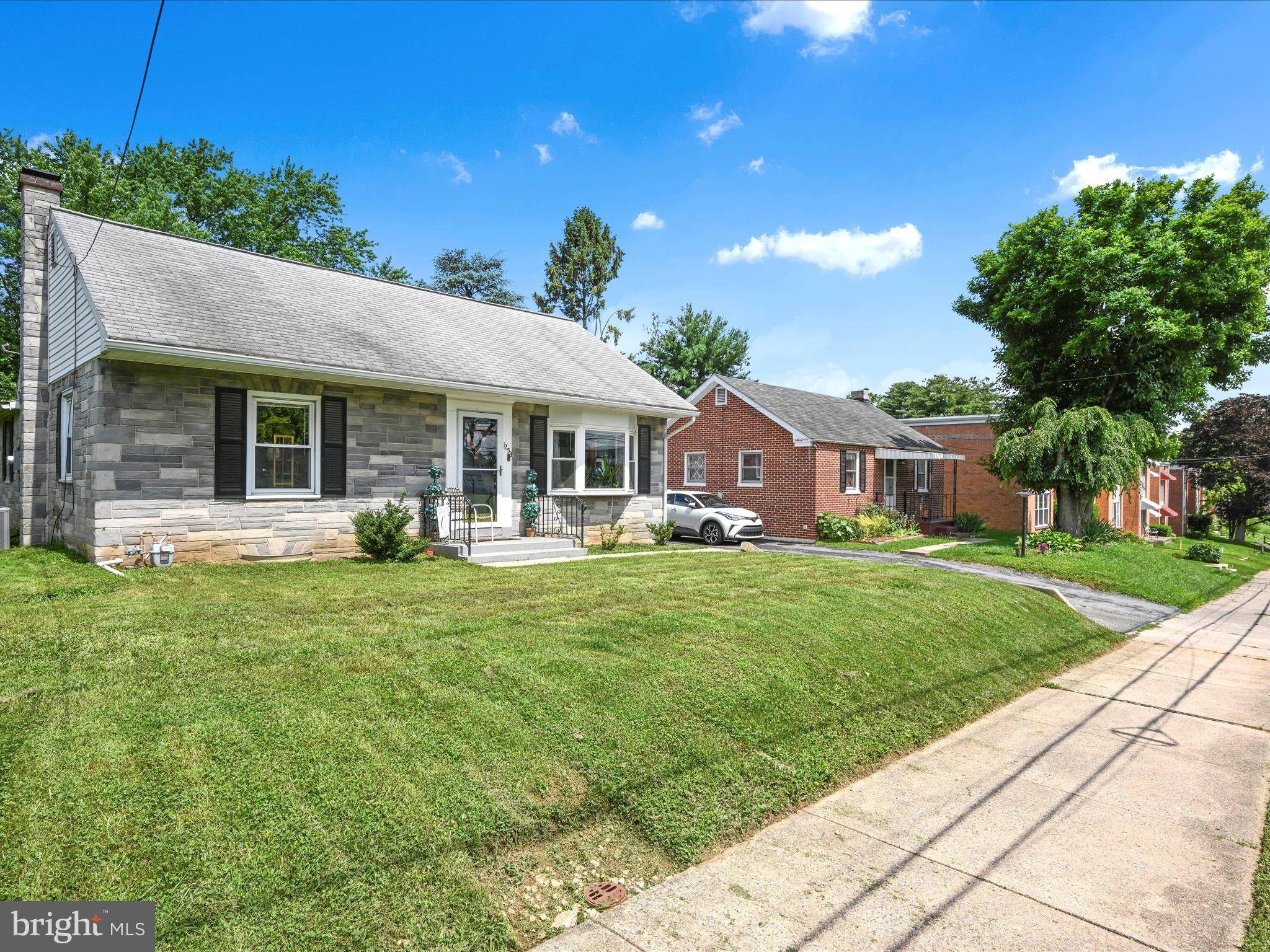 Lancaster, PA 17603,1253 WABANK RD
