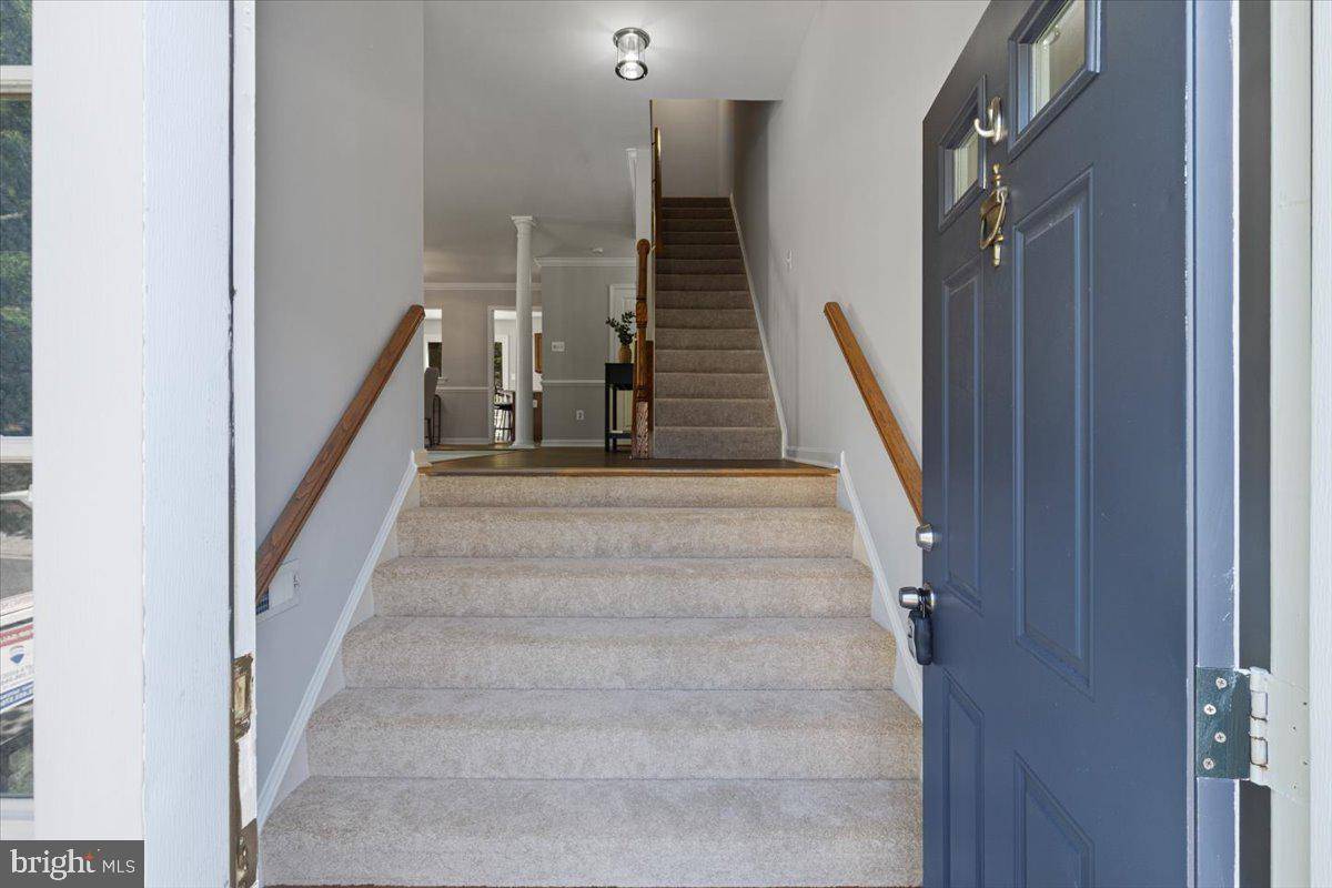 Centreville, VA 20121,6856 KERRYWOOD CIR