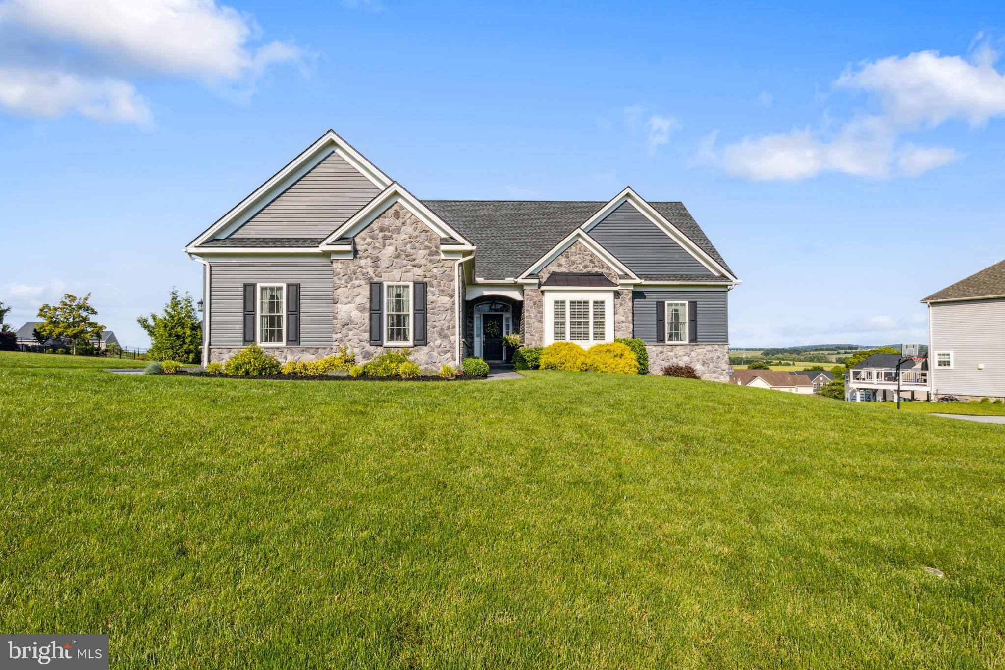 Spring Grove, PA 17362,211 HAUER TER