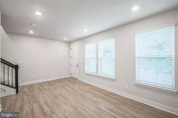 Baltimore, MD 21211,4351 LAPLATA AVE