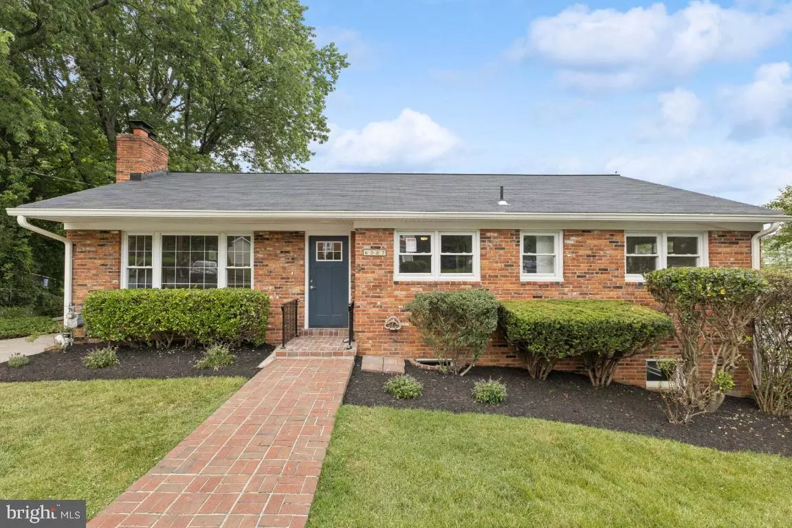 Arlington, VA 22205,6087 8TH PL N