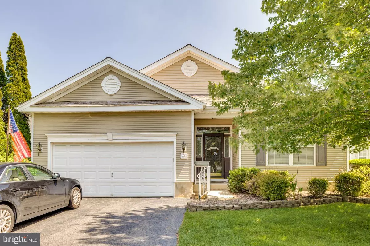 Columbus, NJ 08022,49 CHAMBER LN