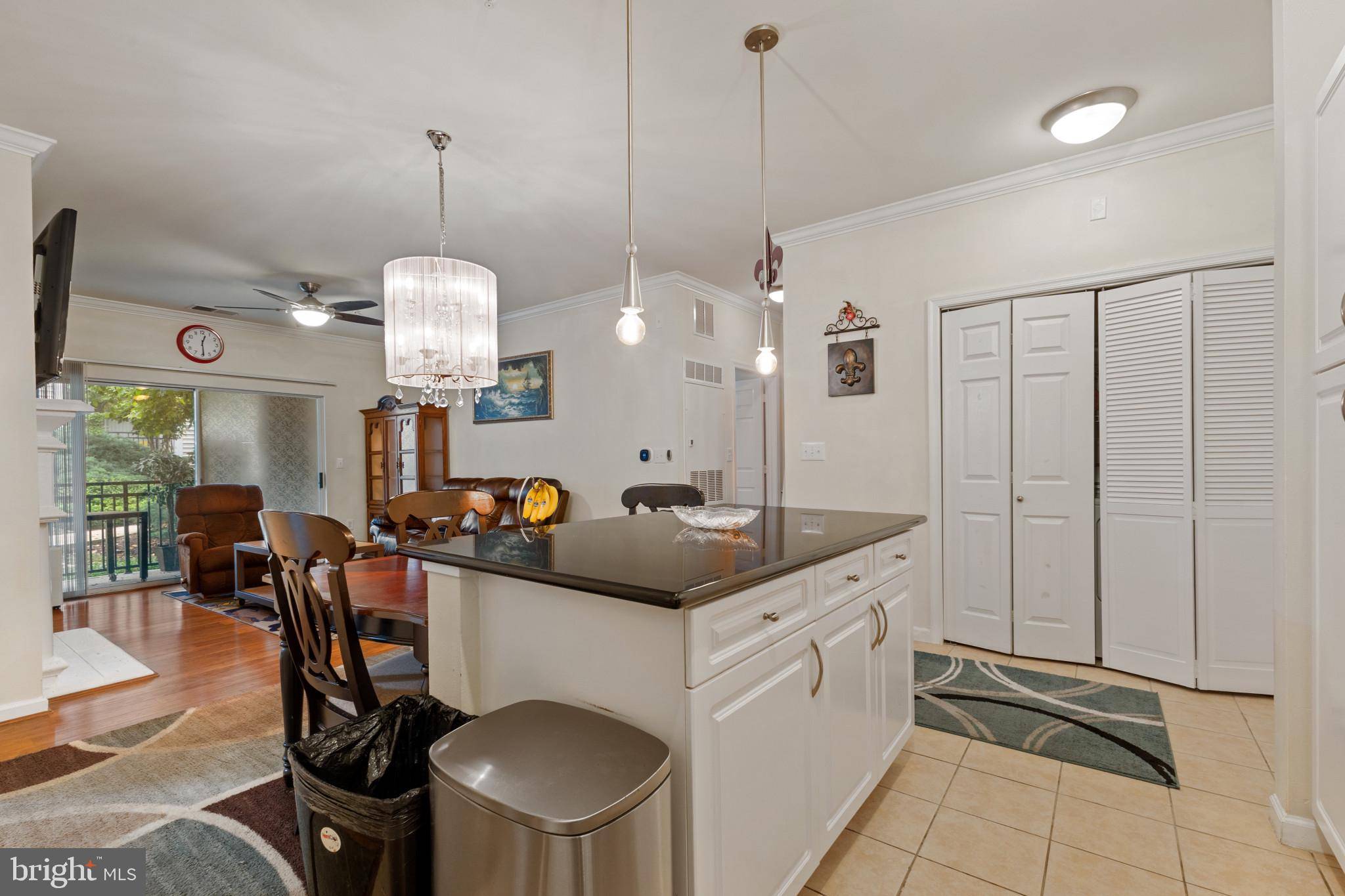 Herndon, VA 20171,12921 CENTRE PARK CIR #102
