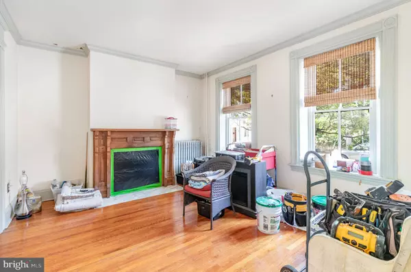 Carlisle, PA 17013,165 E LOUTHER ST