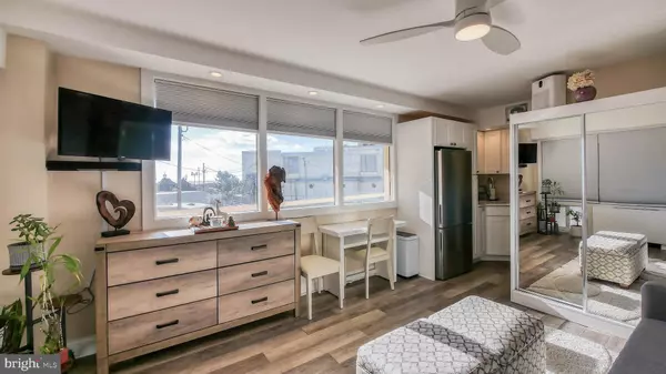 Atlantic City, NJ 08401,108 S MONTPELIER AVE #214