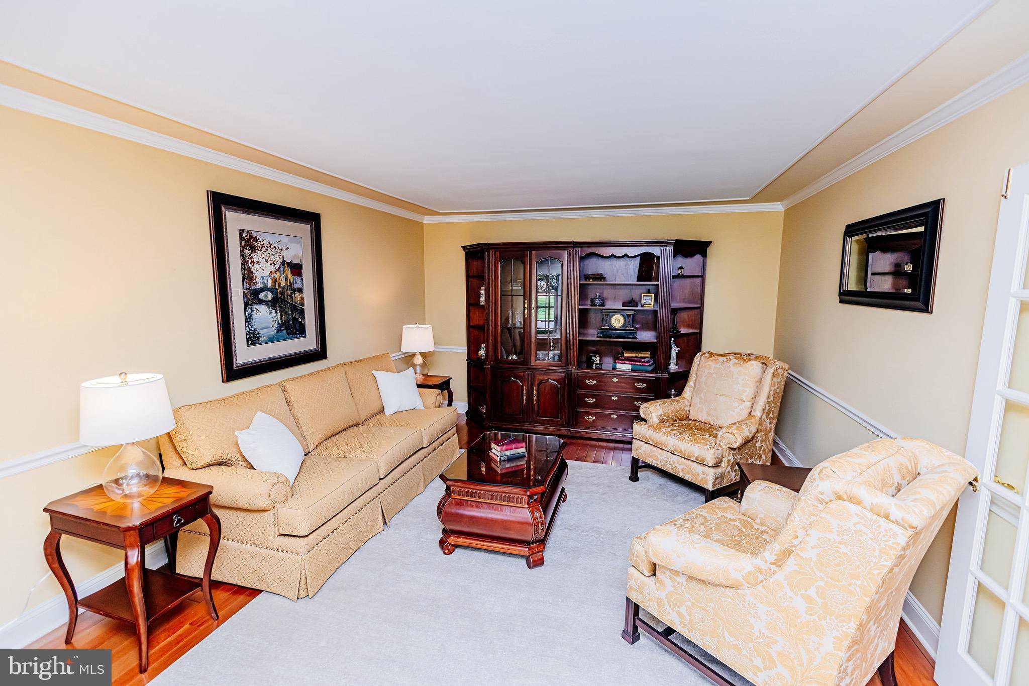 Yardley, PA 19067,680 FOX HOLLOW DR
