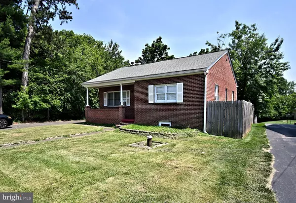 Norristown, PA 19401,2112 OLD ARCH RD