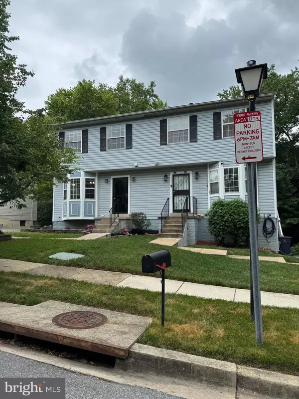 Landover, MD 20785,961 CENTRAL HILLS LANE