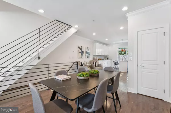 Philadelphia, PA 19121,2529 W OXFORD ST