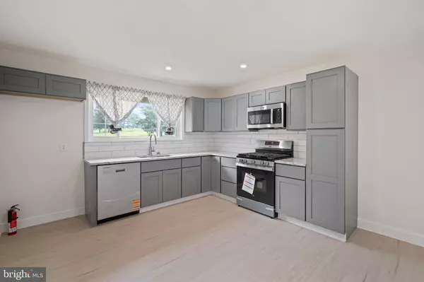 Blackwood, NJ 08012,348 RICHMOND AVE