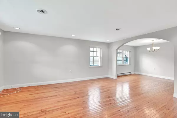 Southampton, NJ 08088,63 MARLBOROUGH DR